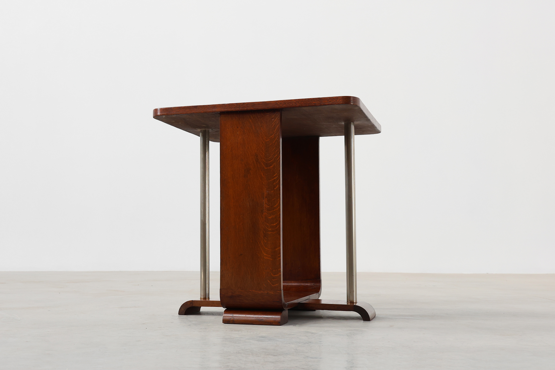 Art Deco square side table in oak veneer, France ca. 1925thumbnail